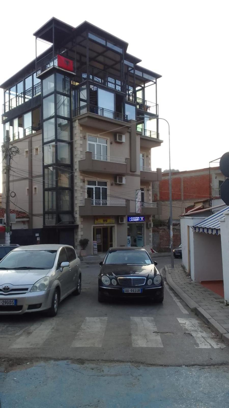 Hotel Italia Тирана Экстерьер фото
