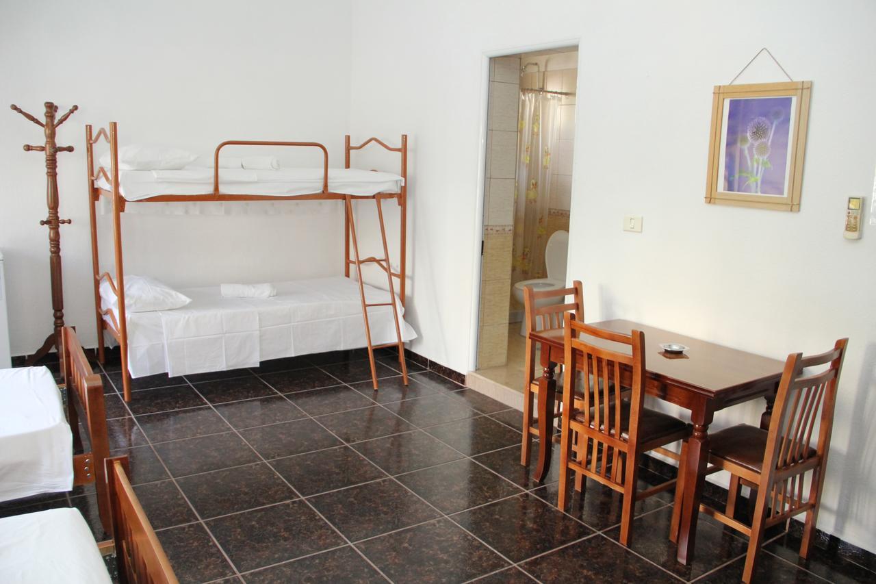 Hotel Italia Тирана Экстерьер фото