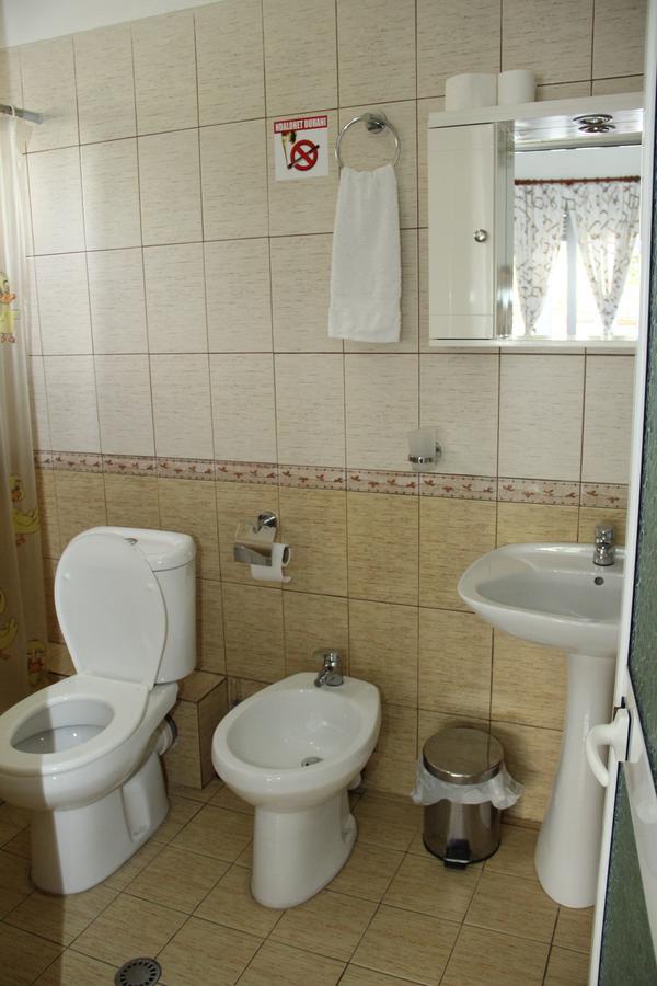 Hotel Italia Тирана Экстерьер фото