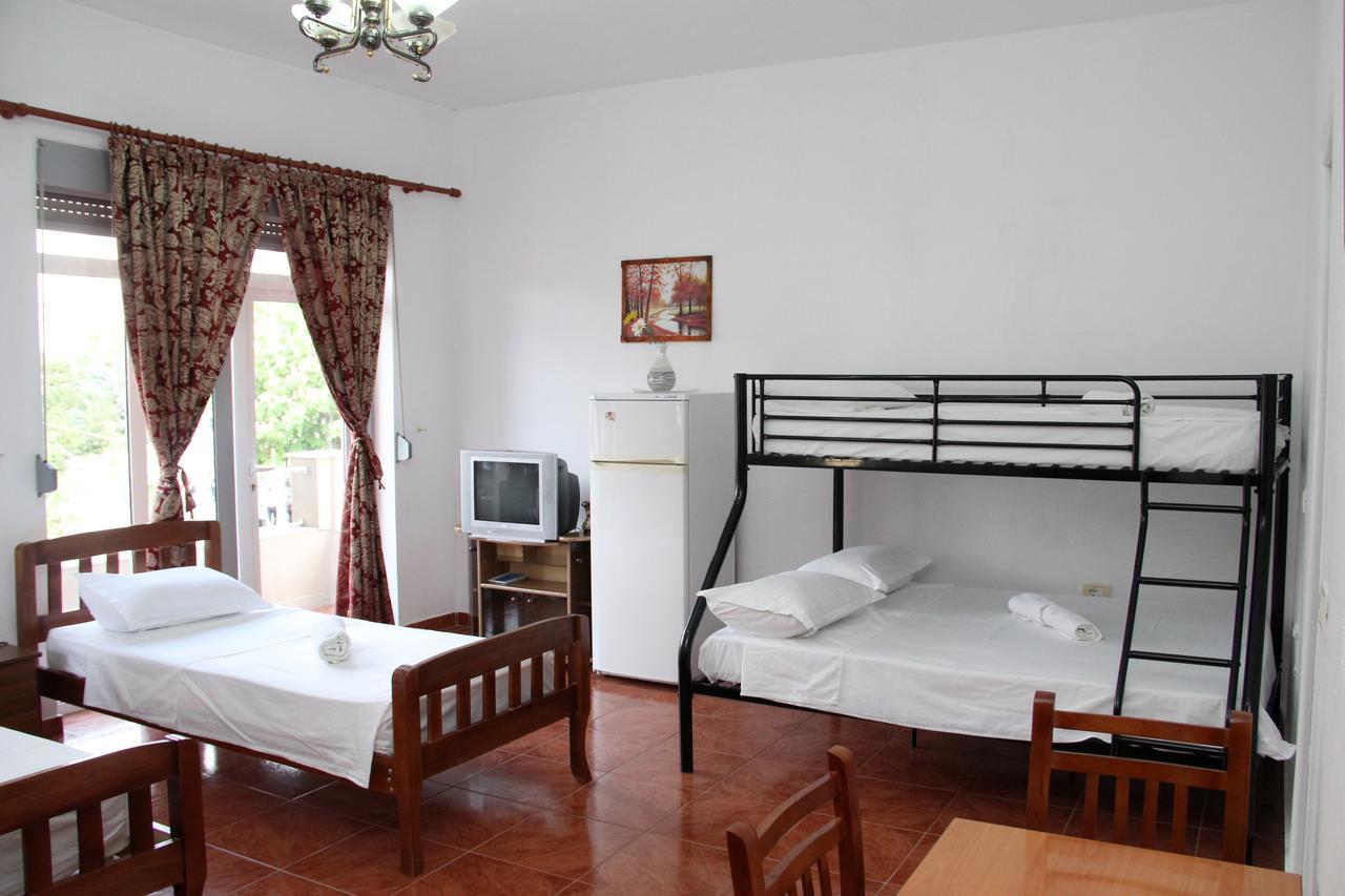 Hotel Italia Тирана Экстерьер фото