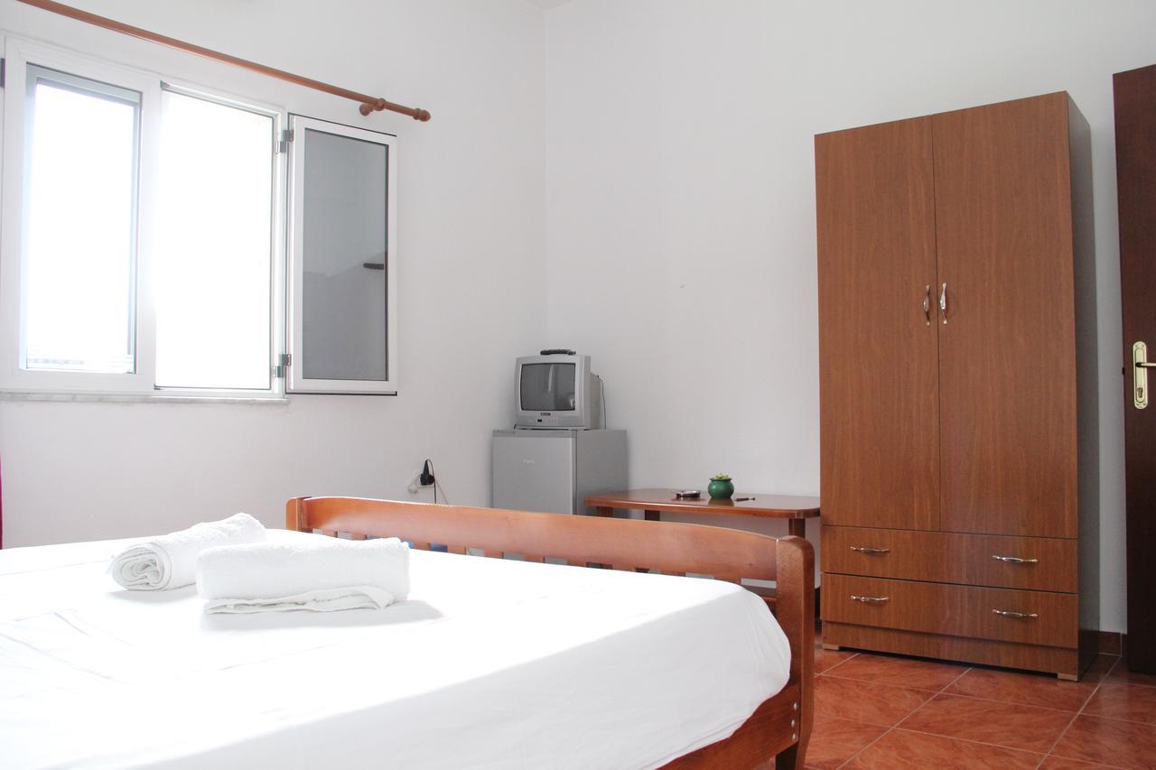 Hotel Italia Тирана Экстерьер фото